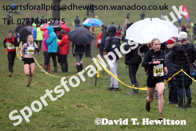 Girls under-13s Start Fitness NEHL, Peterlee, County Durham. Photo: David T. Hewitson/Sports for All Pics